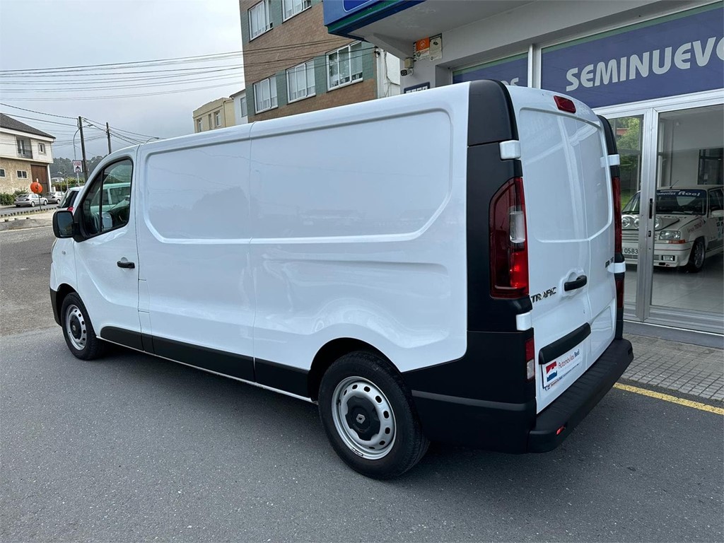 Foto 2 RENAULT Trafic Furgón 29 L2H1 Energy Blue dCi 88 kW